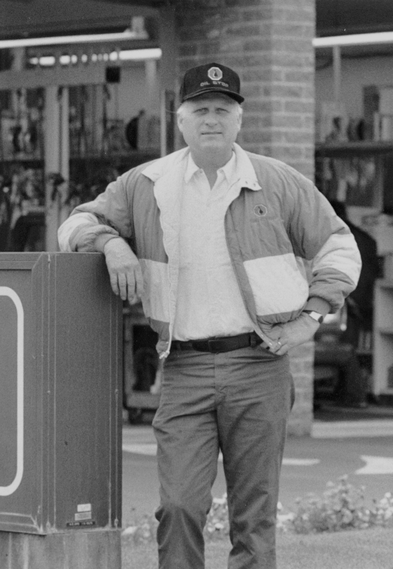 About Oilstop DriveThru Oil Change & Auto Repair